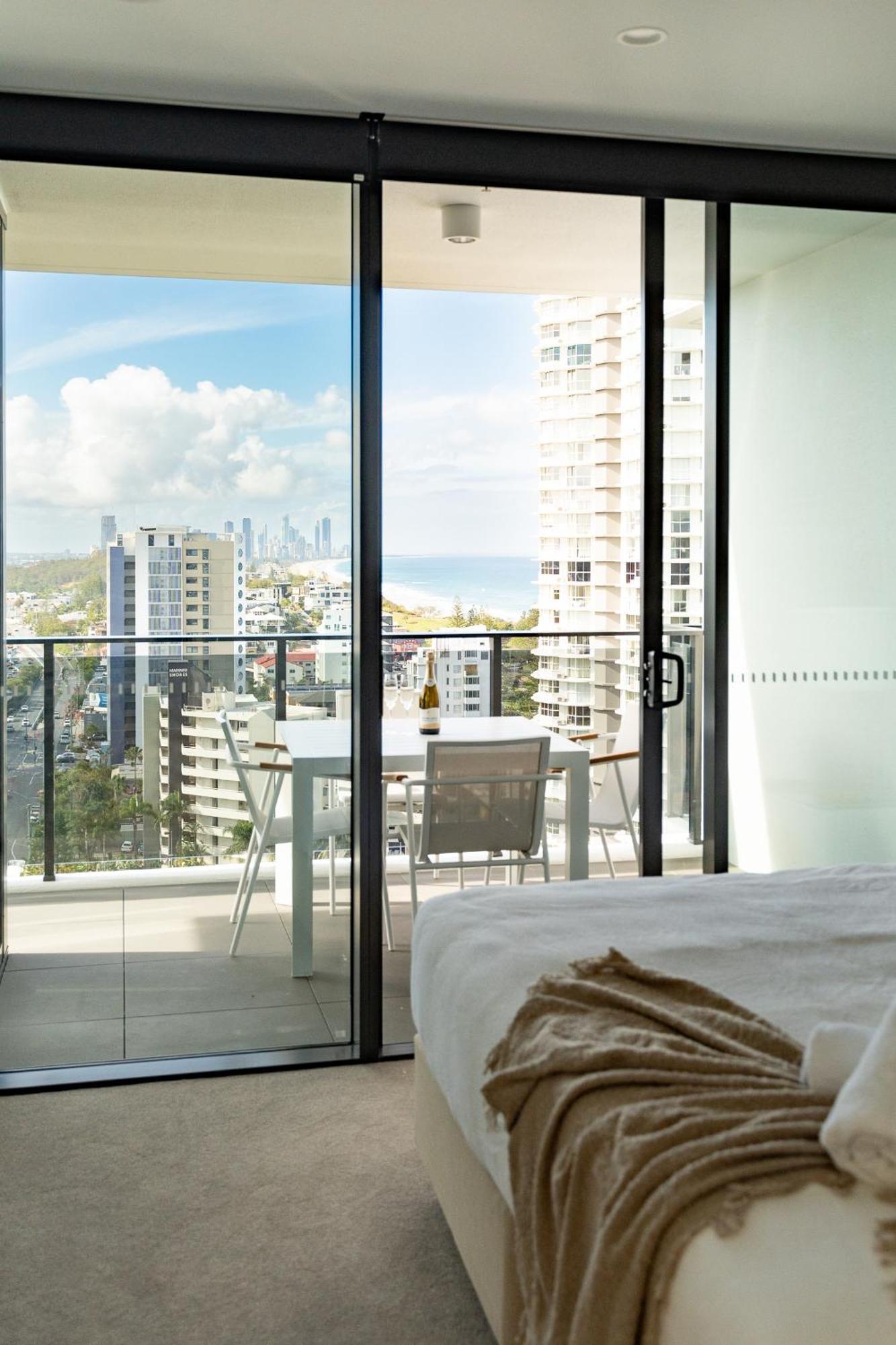 Burleigh Seaside Sanctuary Apartment *